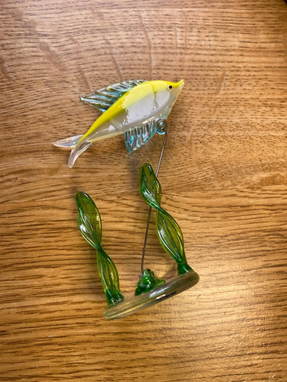 Vintage Hand-Blown Kinetic Yellow Glass Fish Figurine Aquatic Decor 70s or 80s